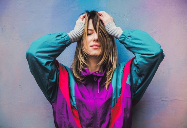 How to Style a Utility Jacket Without Losing a Professional Edge?